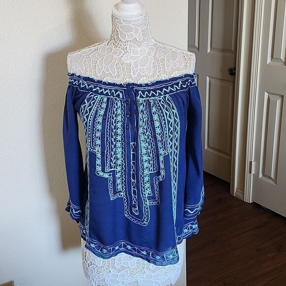 Poupette St. Barth Embroidered Top - Picture 4 of 8